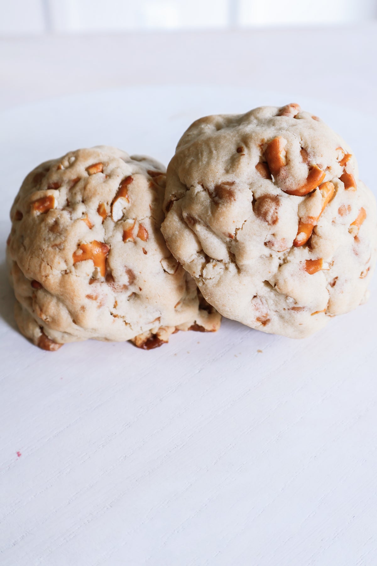 Caramel Pretzel Cookie